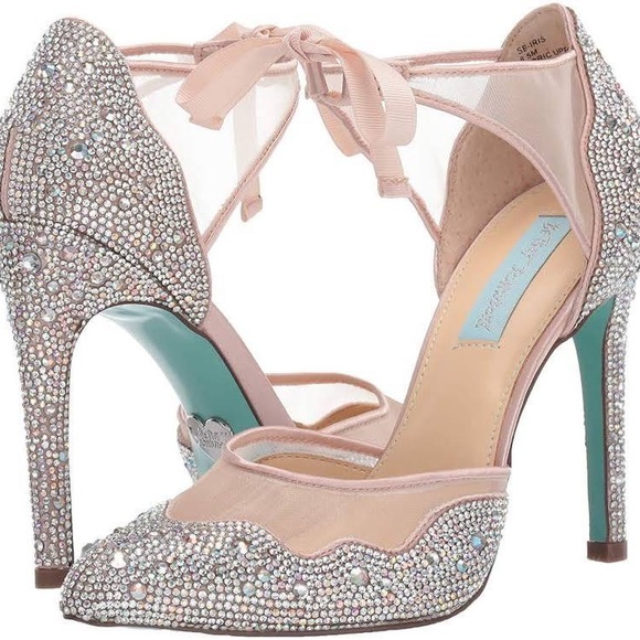 Betsey Johnson Shoes - BETSEY JOHNSON High Heels 👠